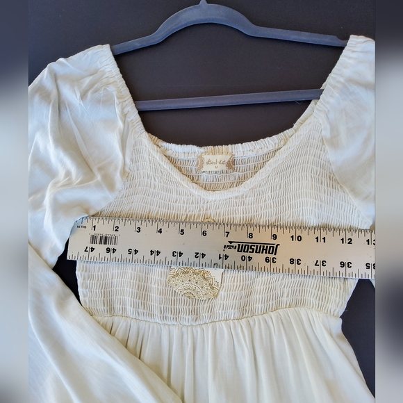 Alter'd State NWT white Boho baby-doll dress with shirred bodice - Picture 2 of 10